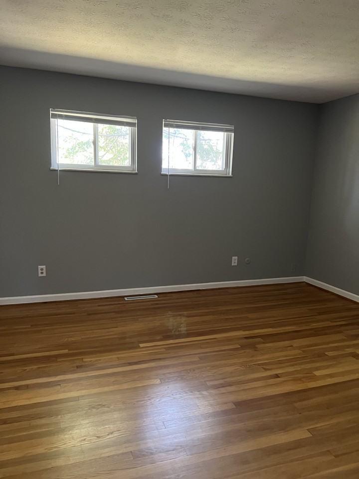 2900 E Mound St #F - Photo 5 of 10