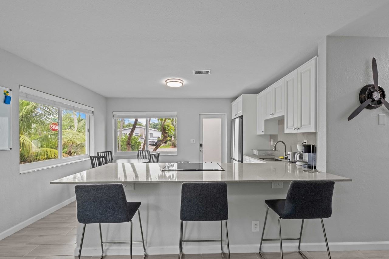 1007 Ne 9th Ct #NA - Photo 7 of 19