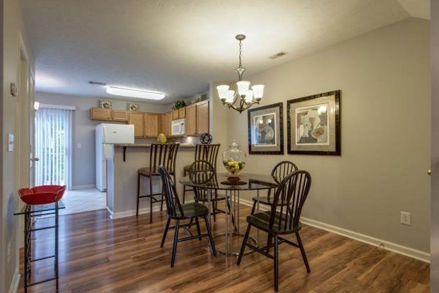 674 Flintlock Ct #674 - Photo 5 of 7