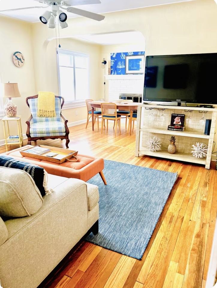 236 E Carpenter St #NA - Photo 4 of 14