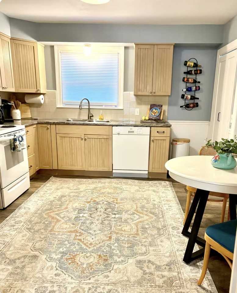 236 E Carpenter St #NA - Photo 5 of 14