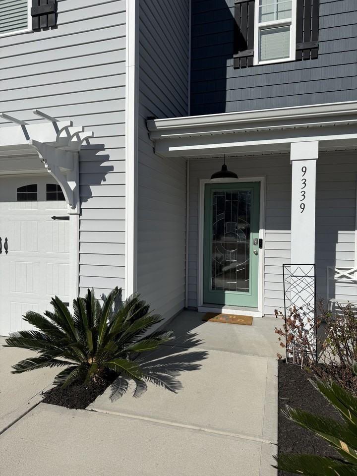 9339 Vineyard Grove Ln Ne #NA - Photo 4 of 15