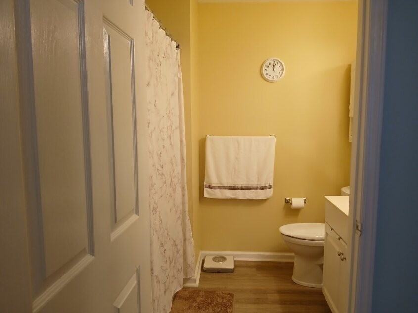 212 Mill Pond Dr #212 - Photo 3 of 10