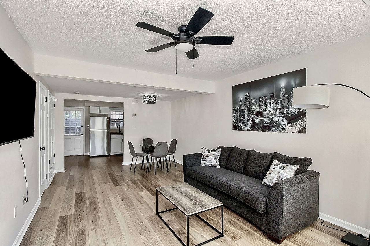 6314 Old Pineville Rd #B - Photo 2 of 17