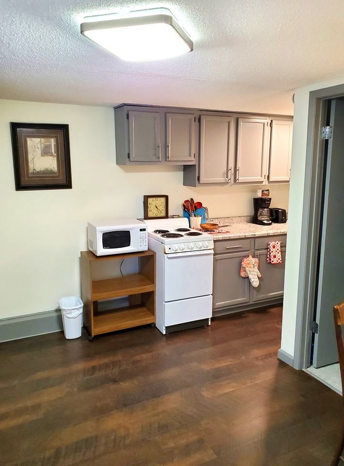 119 E Logan St #5 - Photo 7 of 18