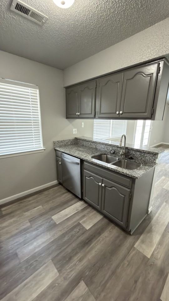 150 W Kent St #NA - Photo 5 of 11