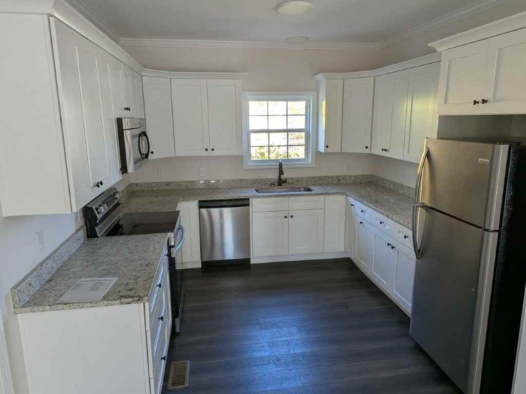 214 Evans St #NA - Photo 6 of 13