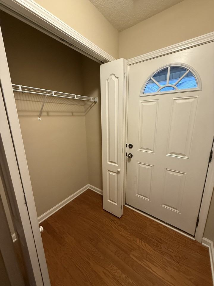 9907 Thunderbolt Way #NA - Photo 4 of 24