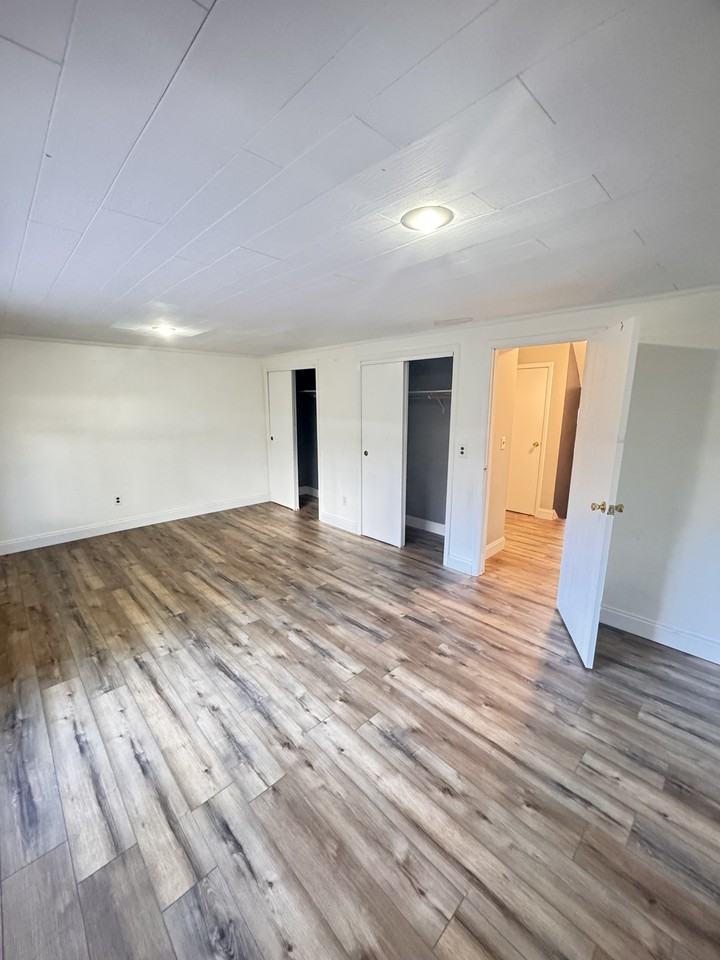 6409 Granton Ave #1D - Photo 4 of 14