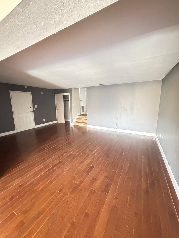 6409 Granton Ave #1D - Photo 6 of 14