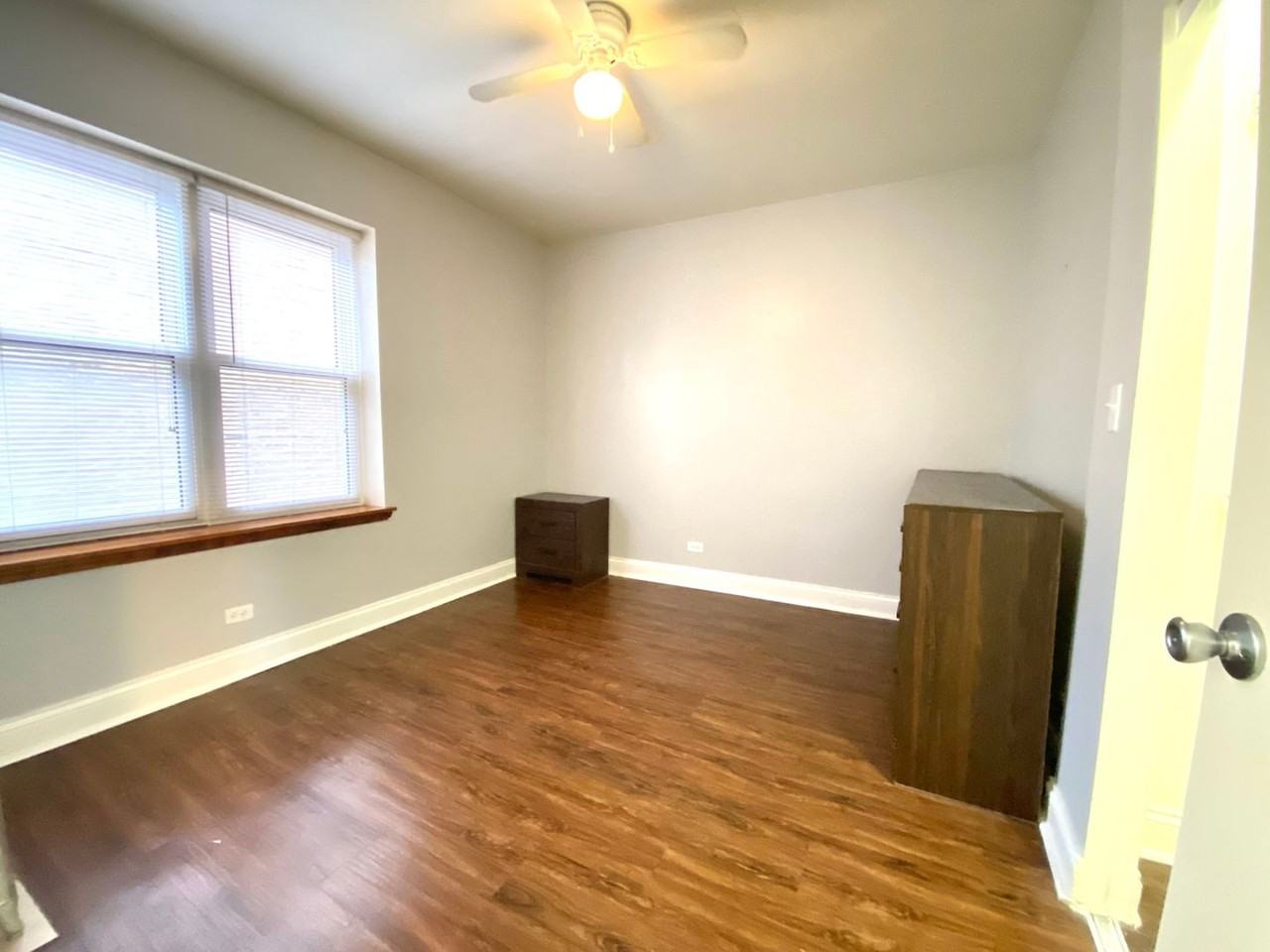 4031 Kenmore - Photo 3 of 7