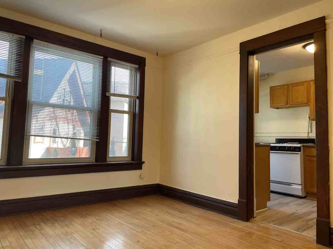 213 N Hamilton St #1N - Photo 6 of 32