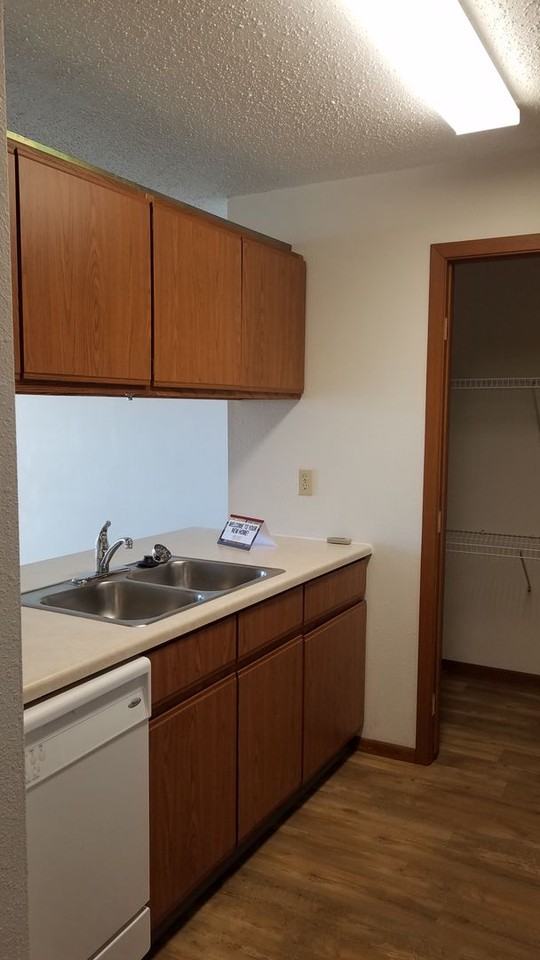 4602 16th Ave S - Photo 3 of 12