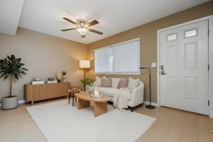 featured image of 207 1/2 6th St #9