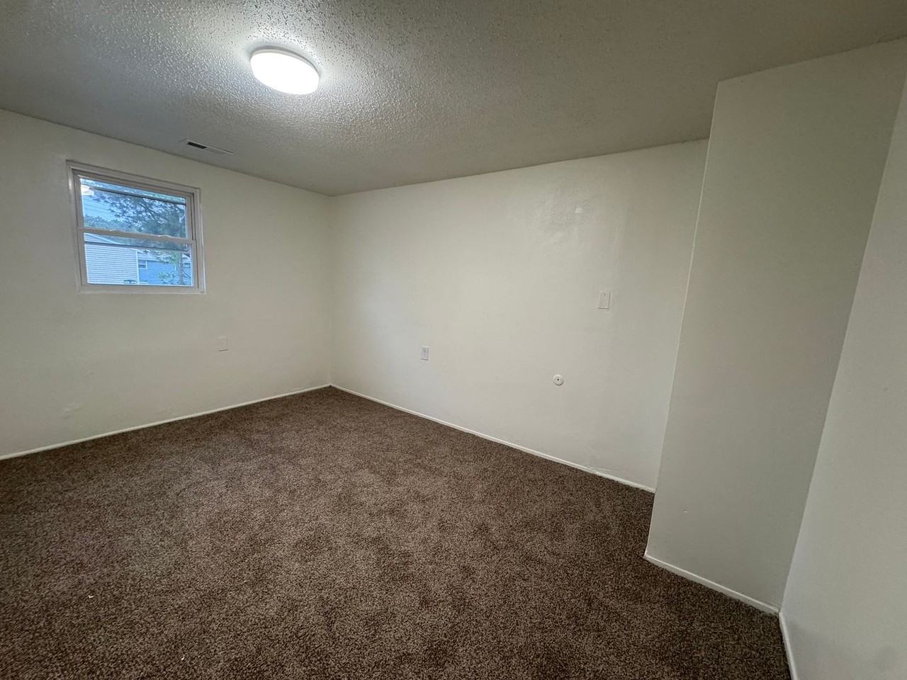 Dwell in Hilltop 2 bedroom 1 bath - Photo 4 of 14