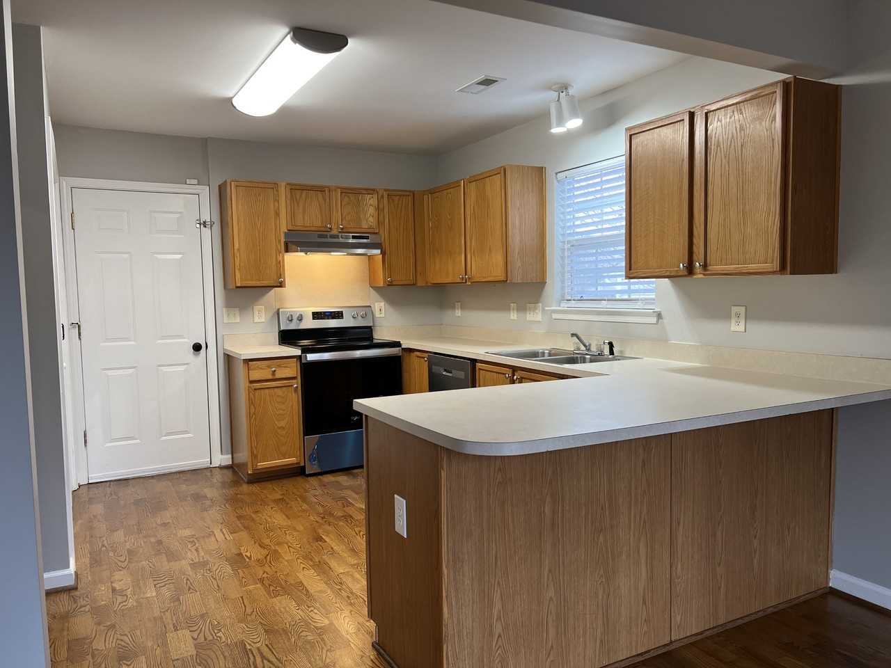 1071 Valley Forge Dr #NA - Photo 6 of 16