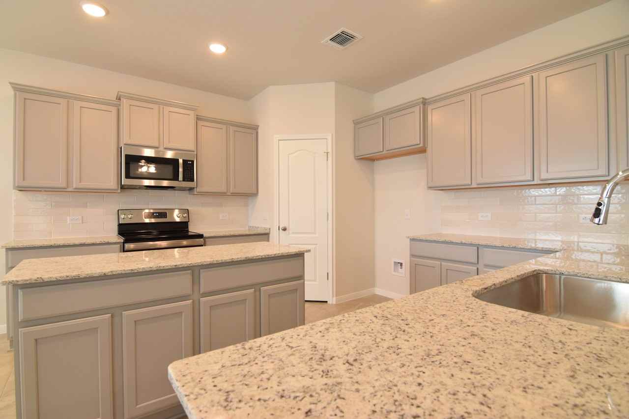 1515 Cobble Hill Ct #NA - Photo 4 of 29