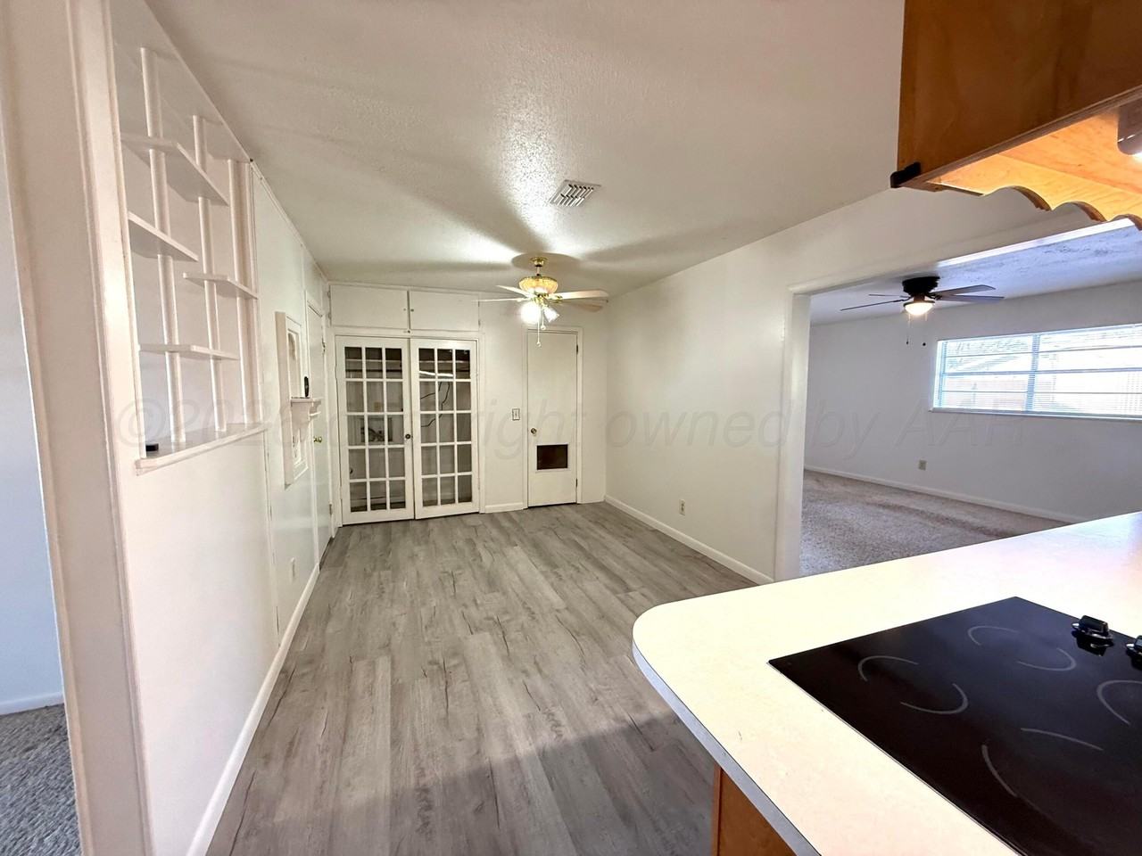 4207 Se 30th Ave - Photo 2 of 7