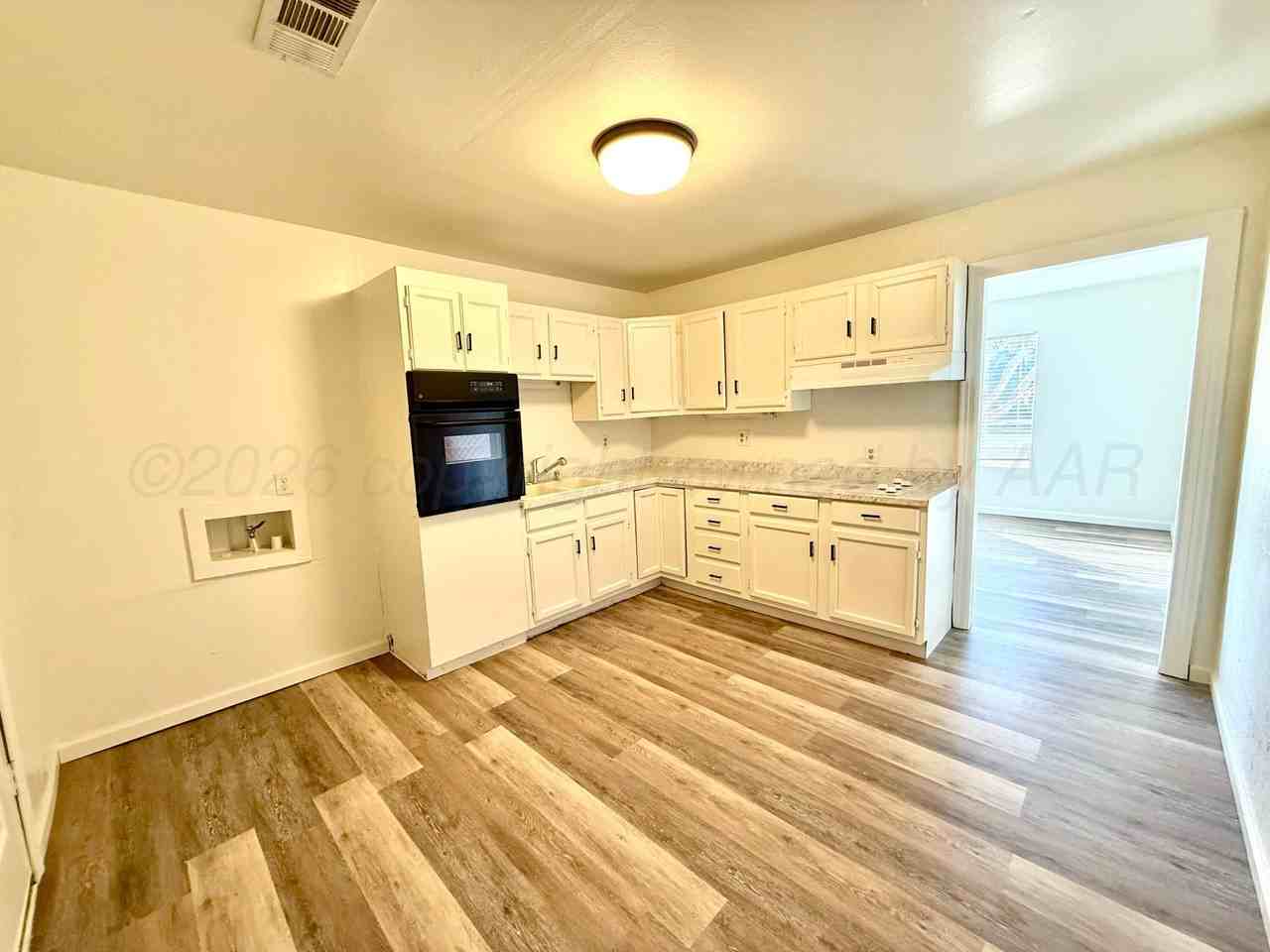 3705 S Washington St - Photo 3 of 7