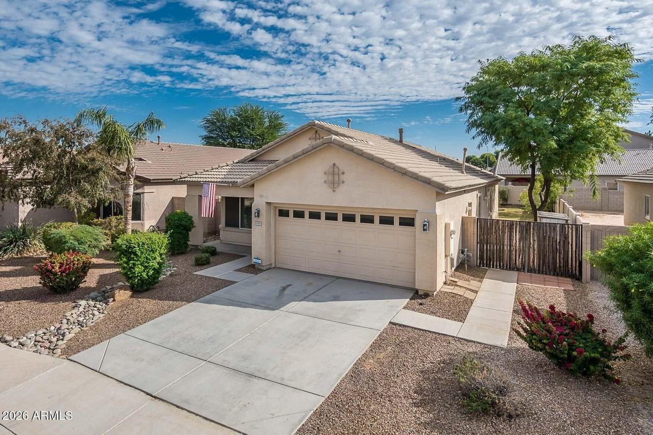 11851 W Washington St - Photo 2 of 27