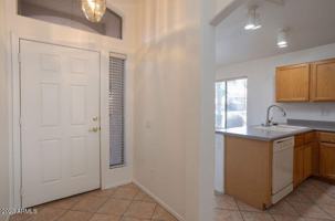 featured image of 1452 W Blue Ridge Way