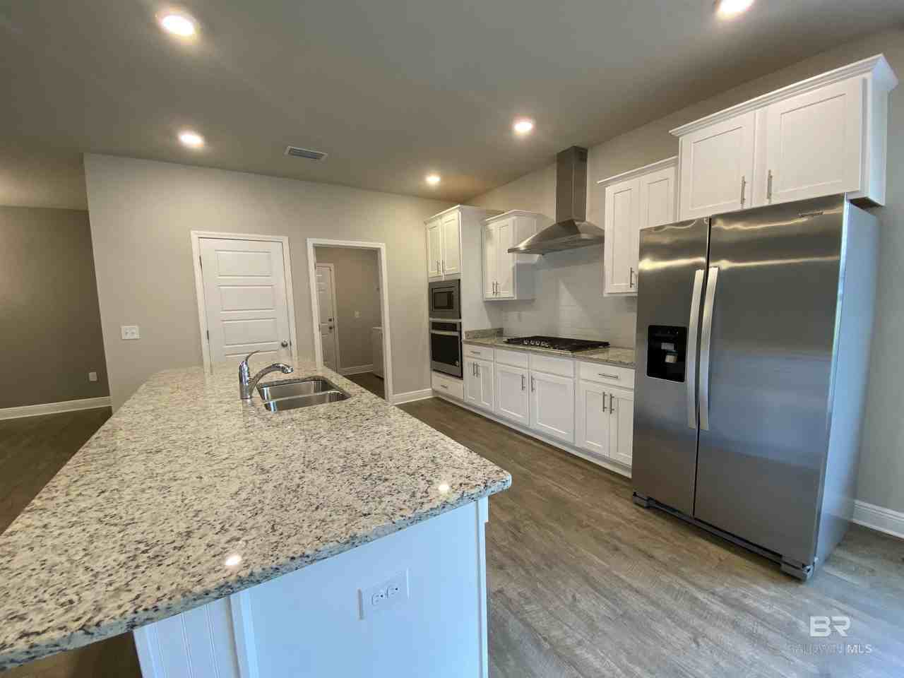 9102 Diamante Blvd - Photo 7 of 23