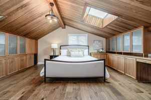 featured image of 63 Saint Charles Street West