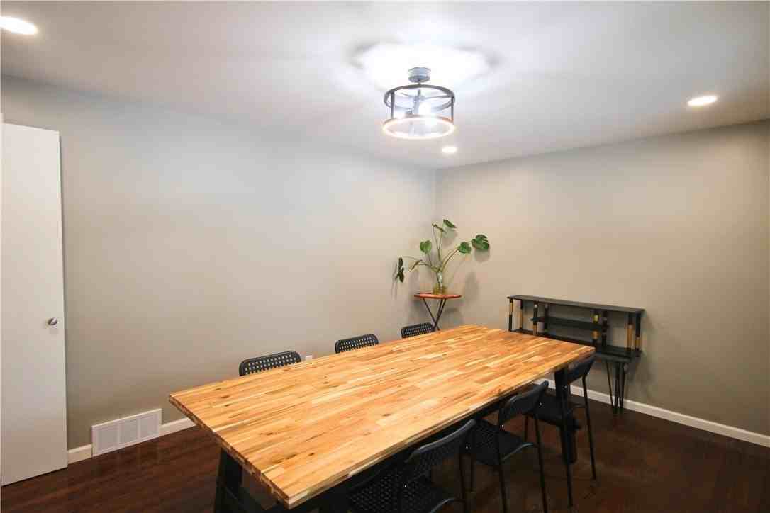 16 Buchanan Rd - Photo 7 of 20