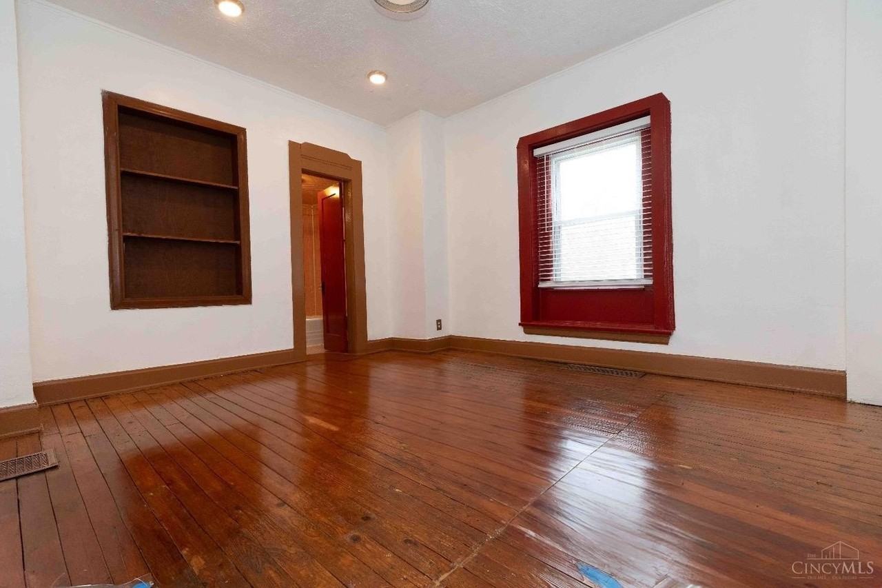 27 Parkwood Pl - Photo 6 of 17