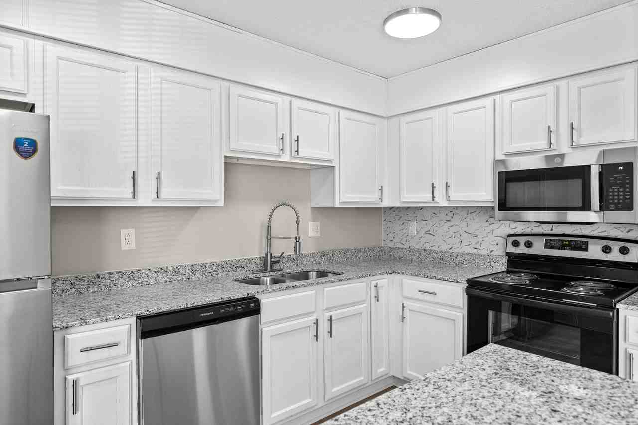 Addison Way - Photo 6 of 50