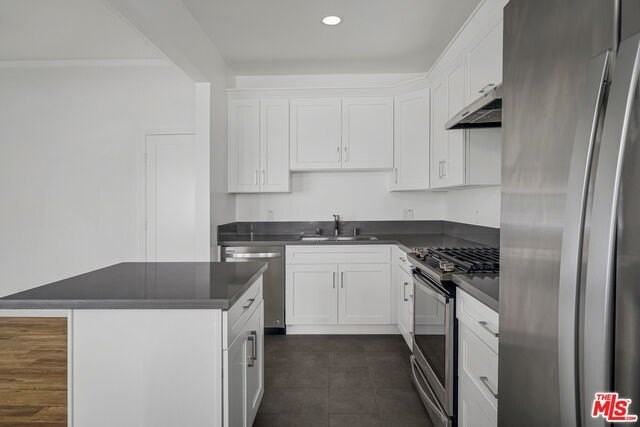 451 N Orange Grove Ave Unit 1/2 #1-2 - Photo 5 of 14