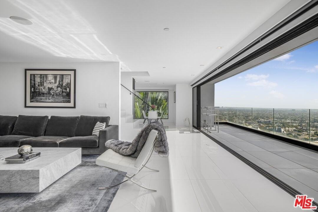 1600 Marlay Dr - Photo 7 of 25