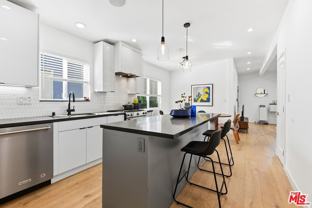 2603 Abbot Kinney Blvd Unit 1/2 #1-2 - Photo 1 of 1