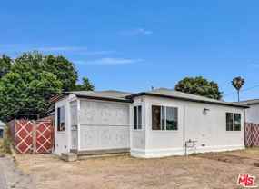 21431 Moneta Ave - Photo 1 of 1