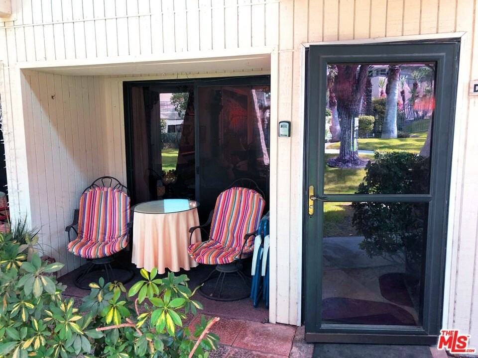 2801 N Los Felices Cir E Unit D #D - Photo 3 of 6