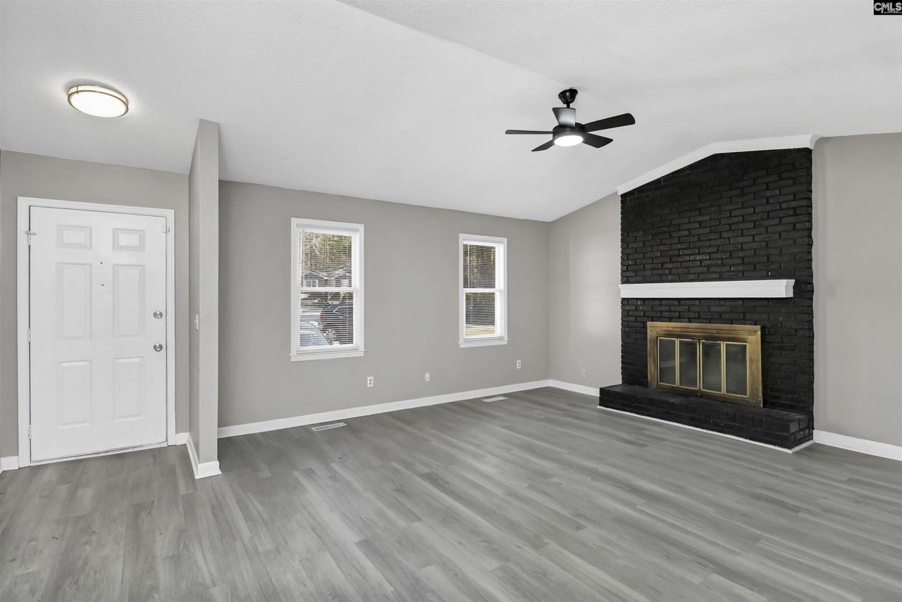 14 Highgate Ct - Photo 6 of 26