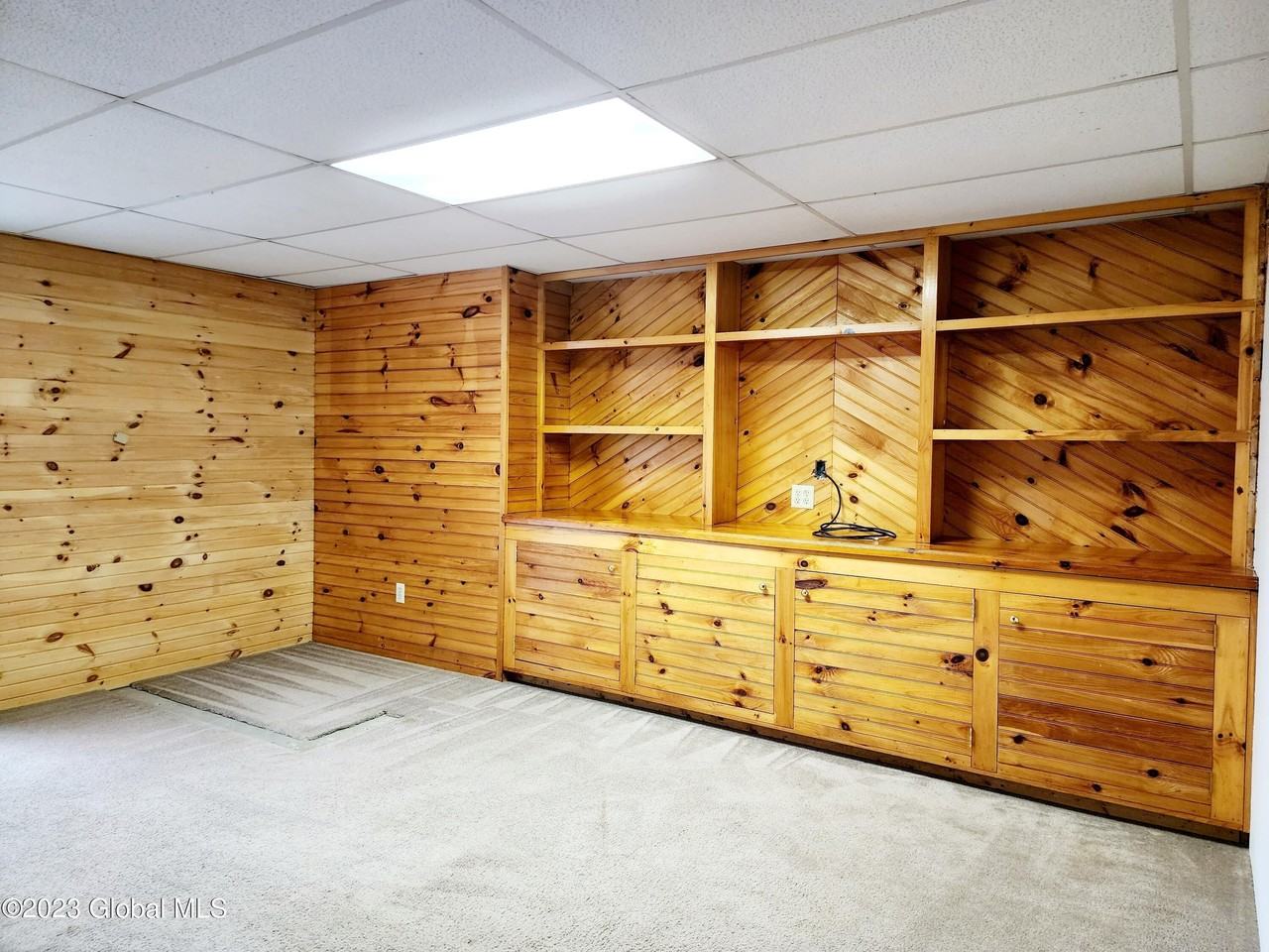 285 Gridley Rd - Photo 5 of 18