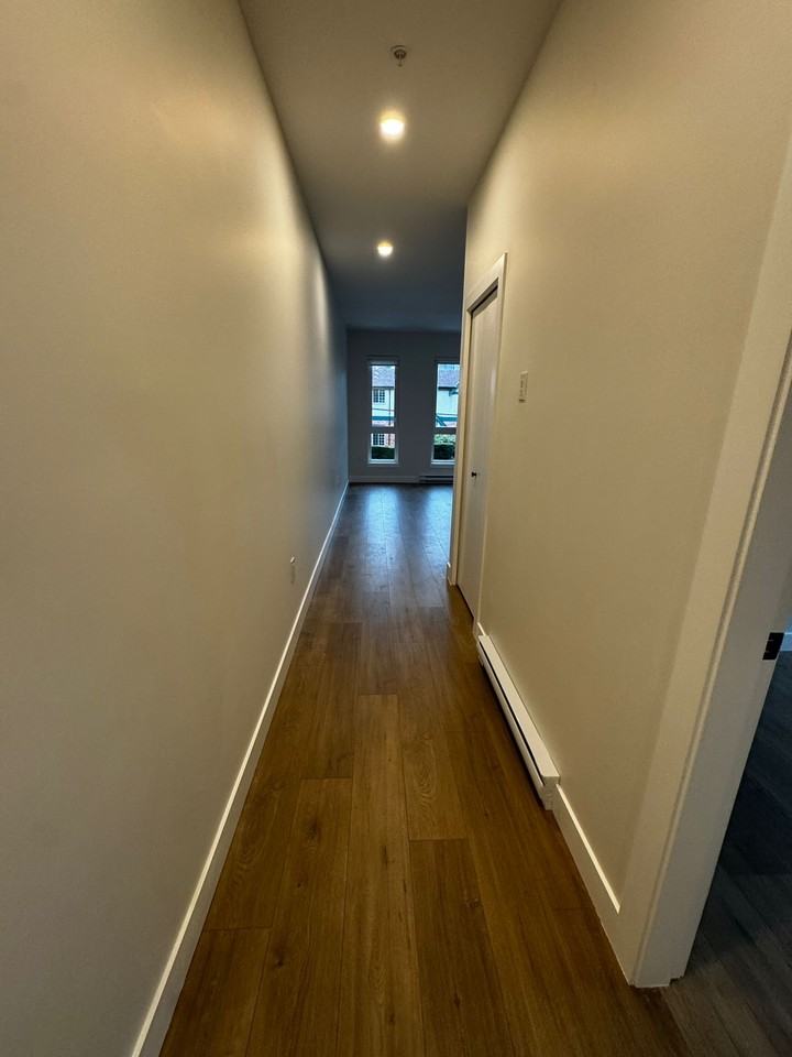 15353 17 Avenue #210 - Photo 6 of 27