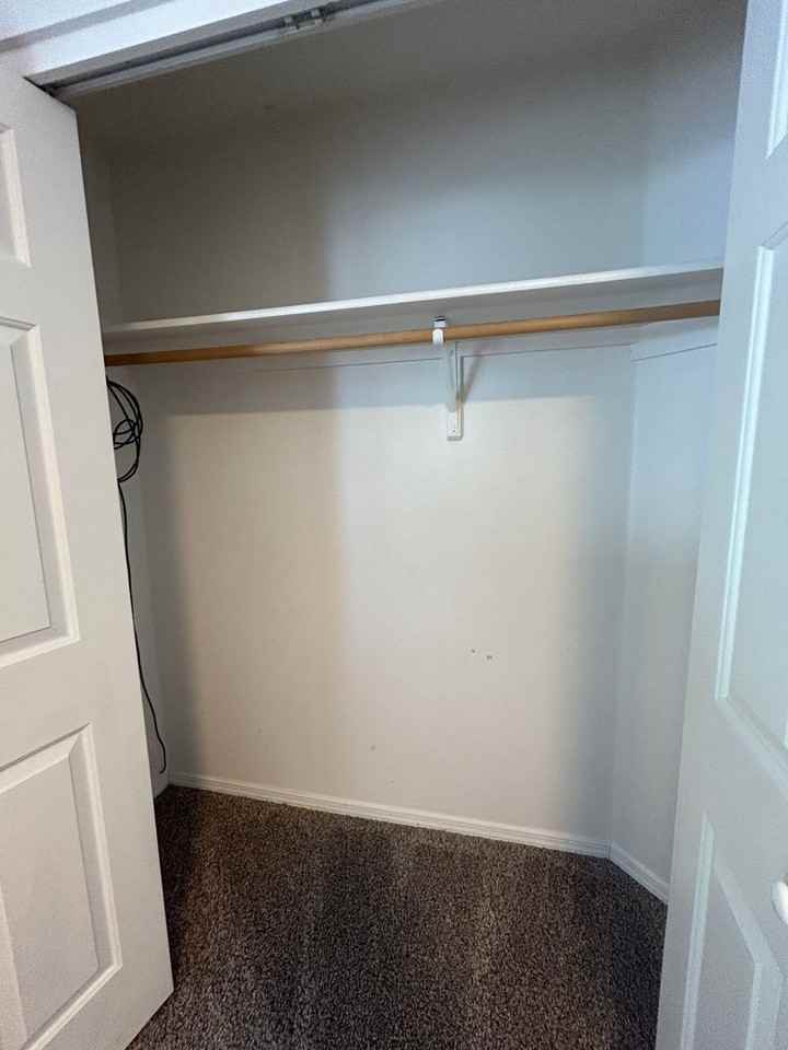 128 Hunter Court - 4 Units - Photo 3 of 22