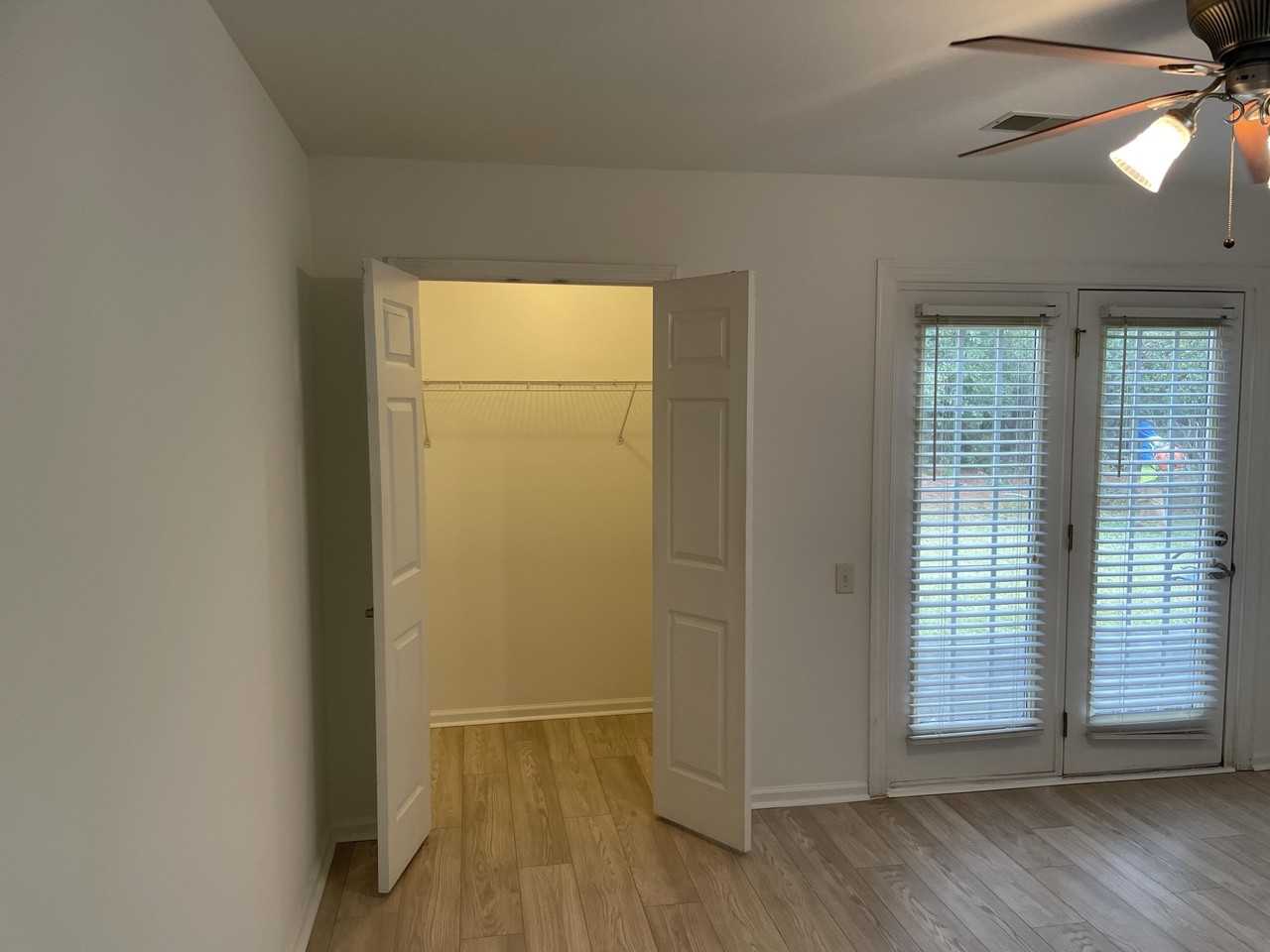 4865 Habersham Ln - Photo 7 of 24