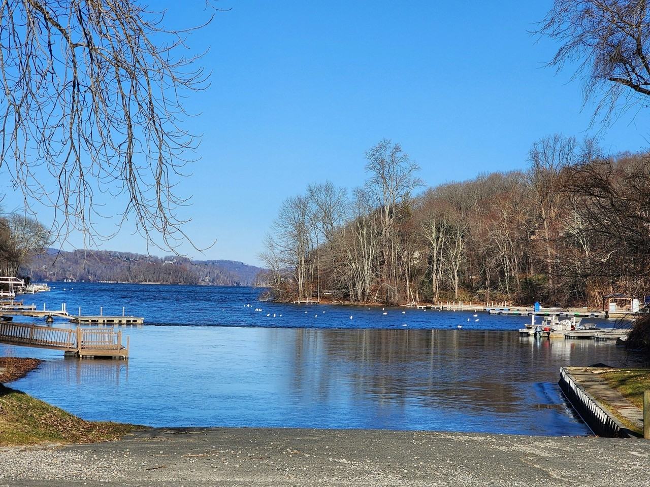 6 Indian Ave - Photo 4 of 40