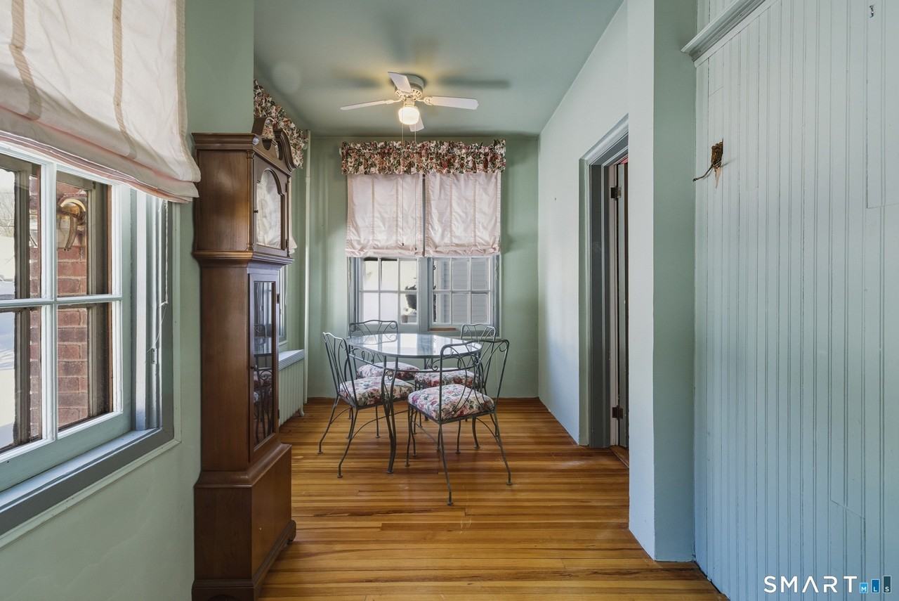 87 Migeon Ave - Photo 7 of 18