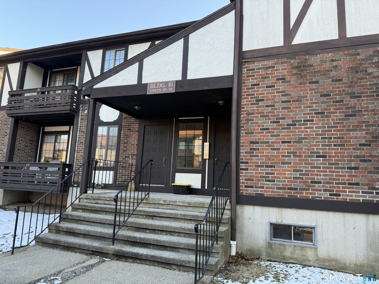 365 Mather St Apt 92 #92 - Photo 3 of 27