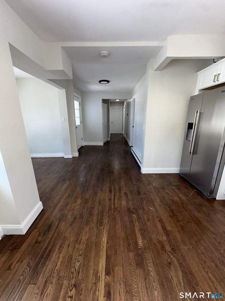 34 Bulkeley Pl - Photo 6 of 16