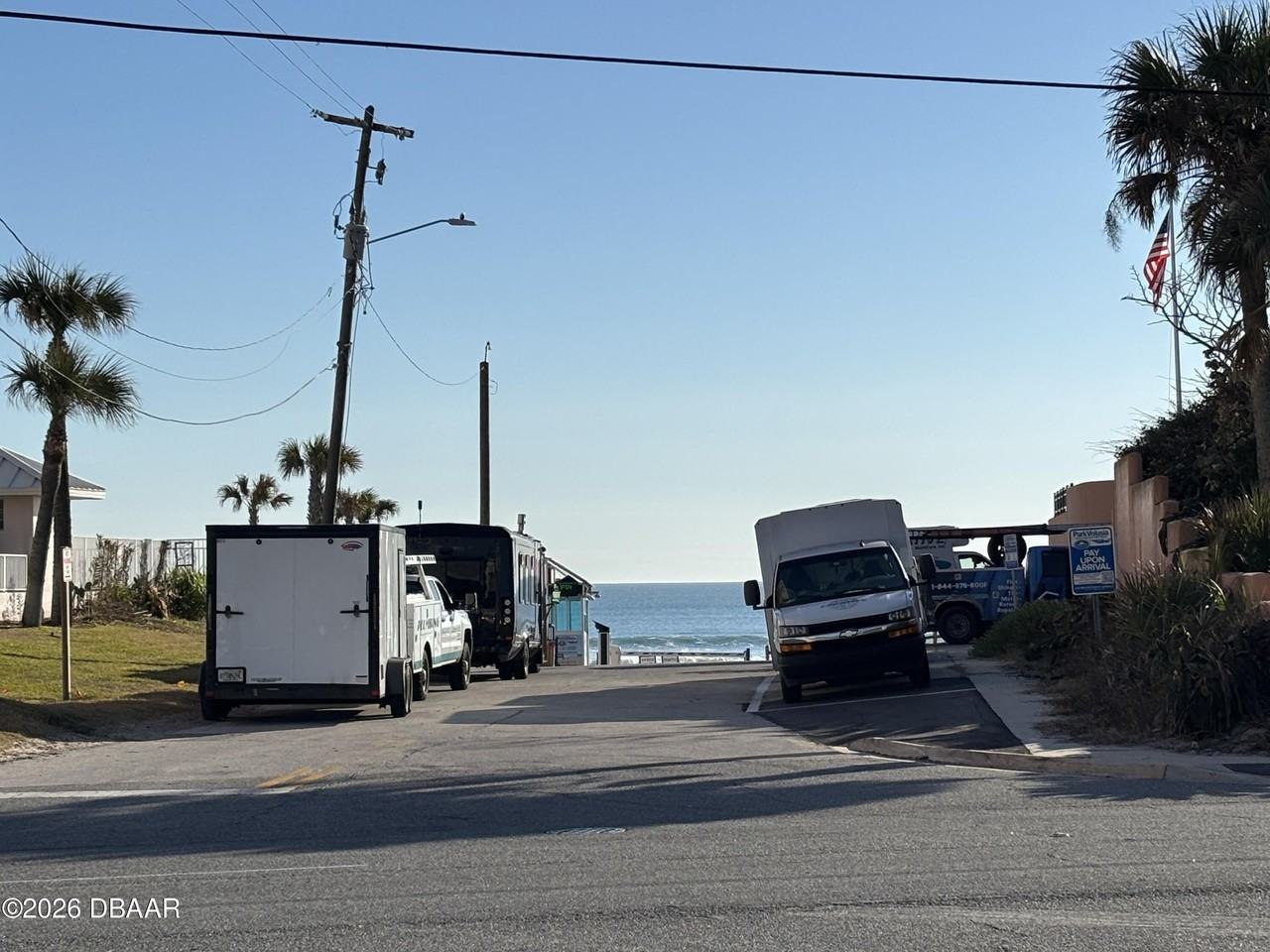 1825 N Atlantic Ave - Photo 2 of 8