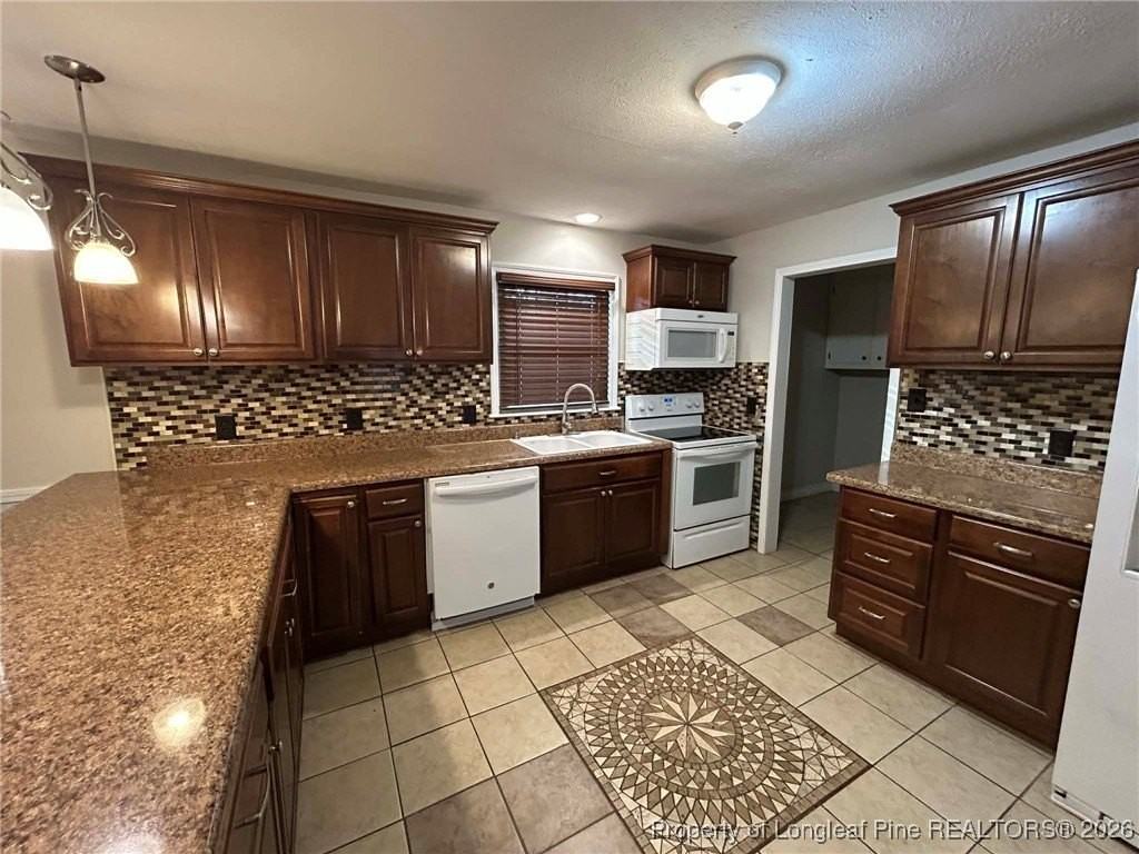 143 Ingleside Dr - Photo 7 of 16