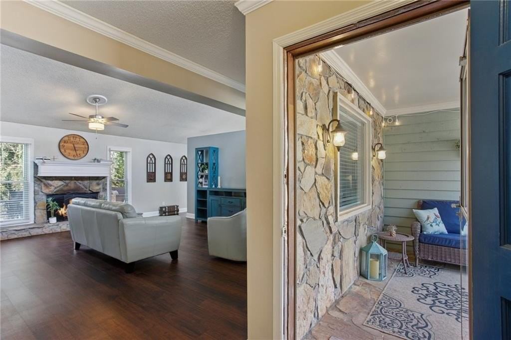 2238 N River Trl - Photo 5 of 30