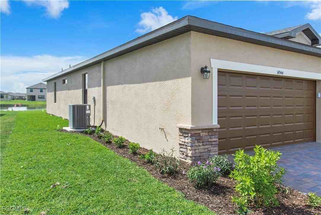 14649 Palamos Cir - Photo 4 of 50