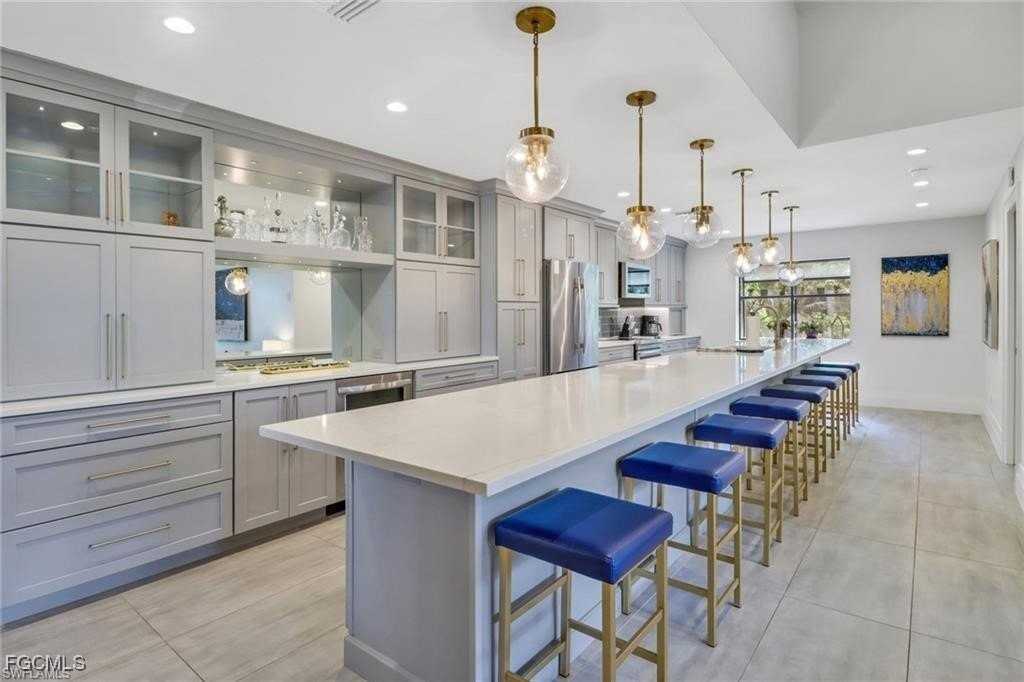 27052 Kindlewood Ln - Photo 2 of 27