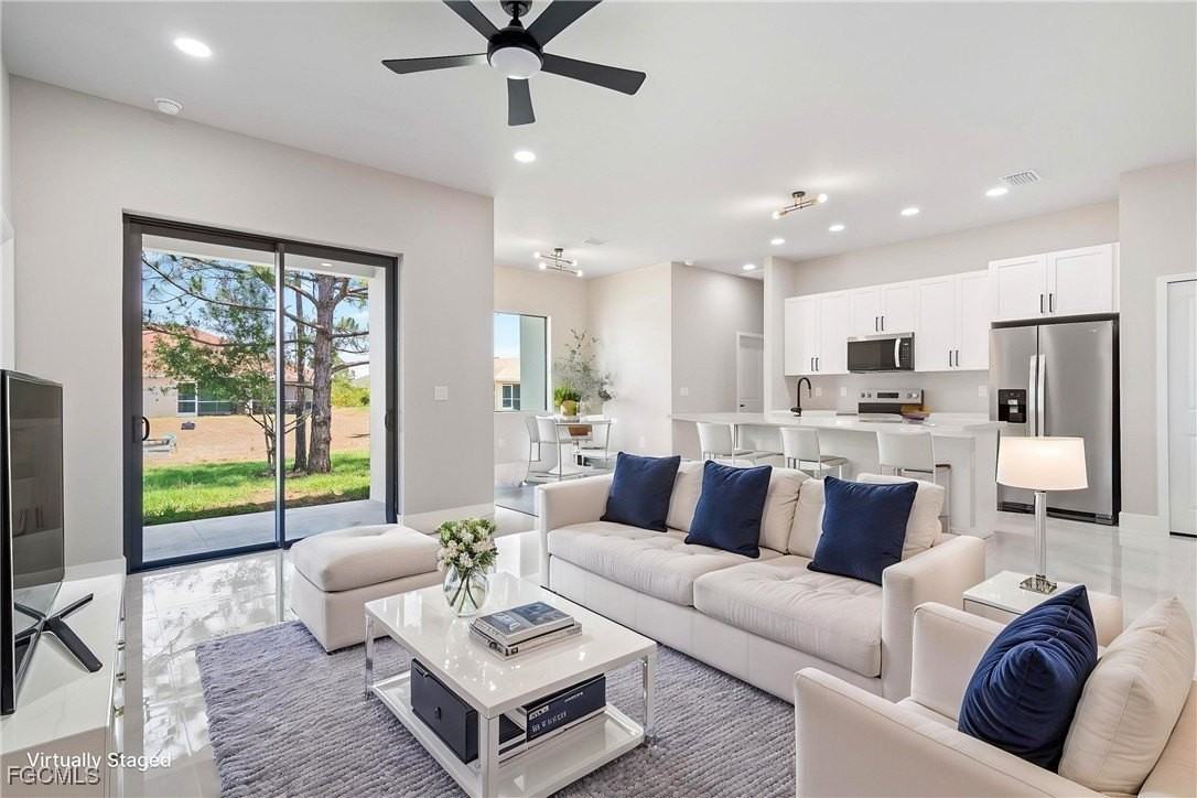 2606 25th St Sw - Photo 3 of 40